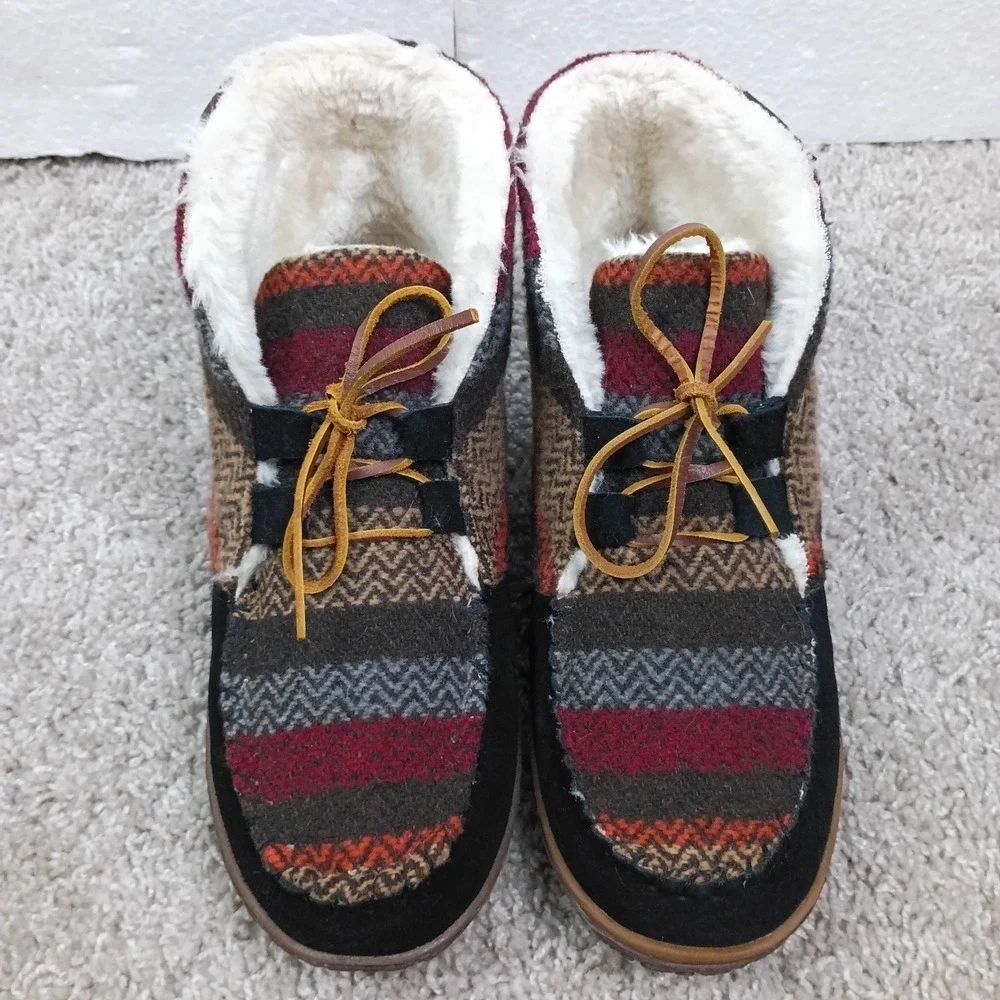 Minnetonka these slippers